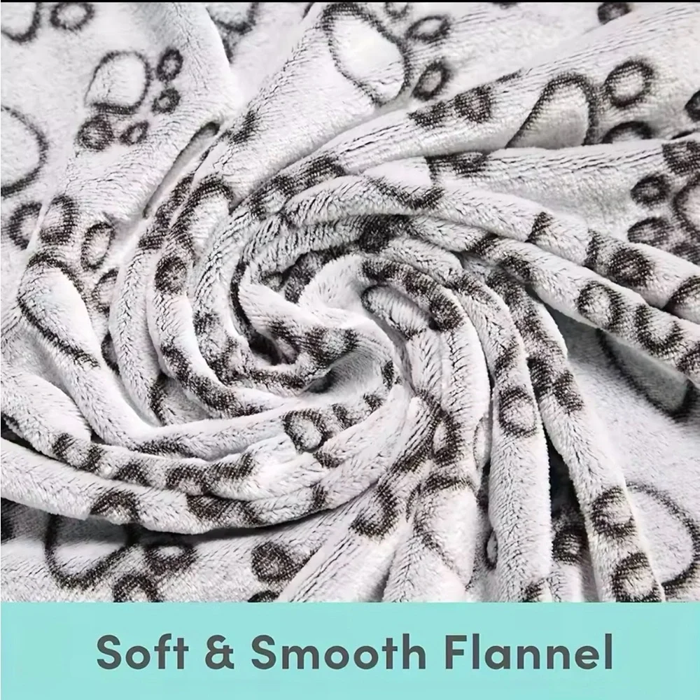 Soft Fluffy High Quality Pet Blanket Cute Cartoon Pattern